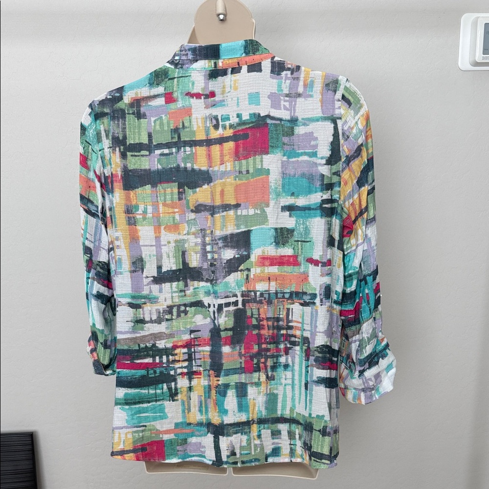 Ali Miles Colorful Abstract Print Blouse with fold sleeve & side slit pockets L - Picture 4 of 8